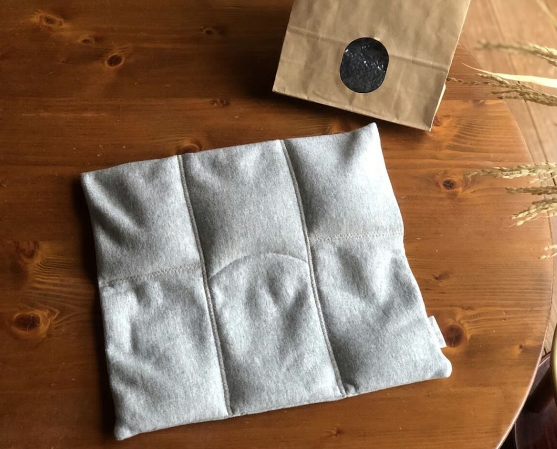 玄米カイロ座布団・YOHEHO warm cushion グレー