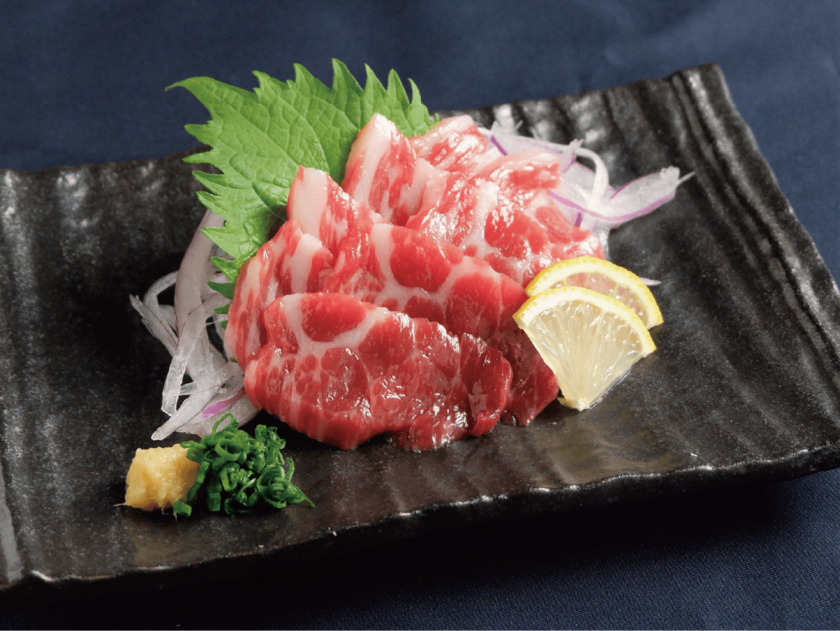 熊本名物 馬刺し3種盛りセット「赤身」「特撰霜降り」「極上」 - サムネイル3